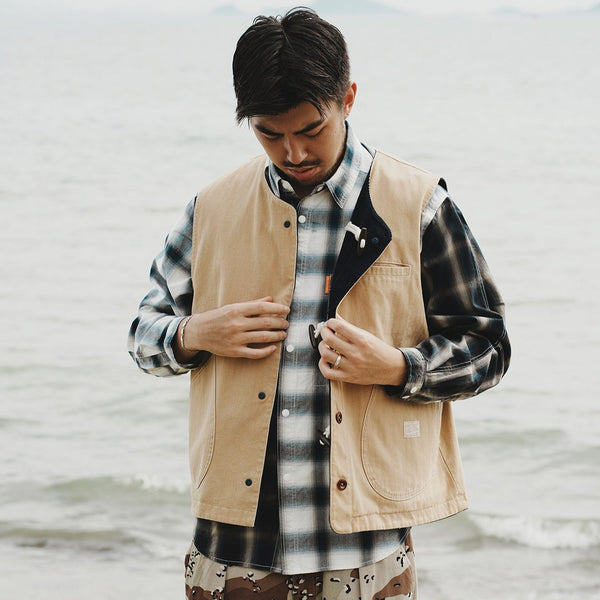 (JK380) 2 Face Corduroy Horn Button Vest