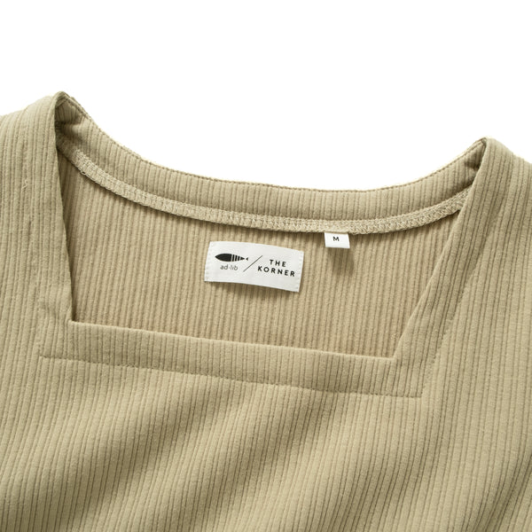 (EX502) Square Collar Tee