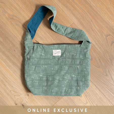 (YB411) Paisley Graphic Tote Bag